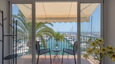 Apartment Banus - Frontline Marina Apartment in Puerto Banús