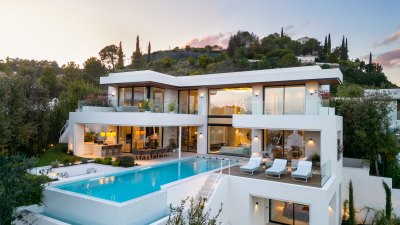 Newly Built Villa with Panoramic Views in Gated Community – Lomas de La Quinta, Benahavís