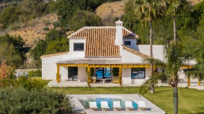 Exceptional Boho Style Finca with panoramic sea views in Estepona