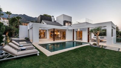 Luxurious Villa with Prime Location in Sierra Blanca