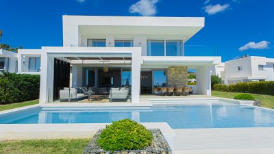 Luxurious Villas in Santa Clara, Marbella East