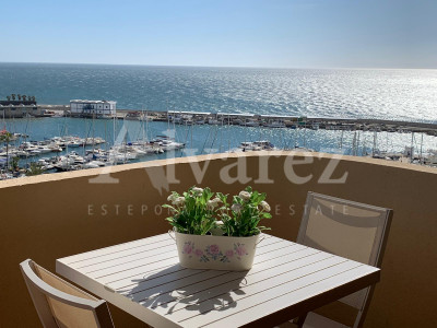 Apartamento en Estepona Puerto, Estepona