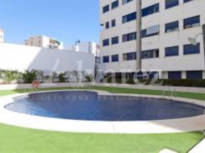 Apartamento en Estepona Puerto, Estepona