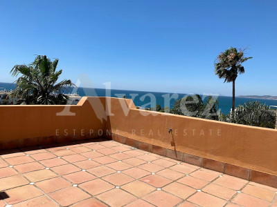 Adosado en Estepona Puerto, Estepona
