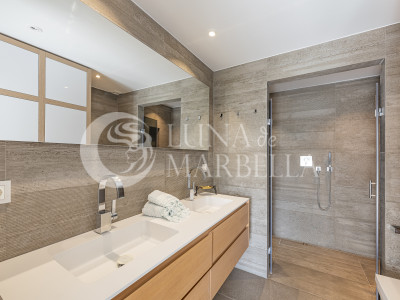 Apartment for sale in Marbella Golden Mile
