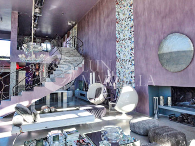 Villa en venta en Estepona