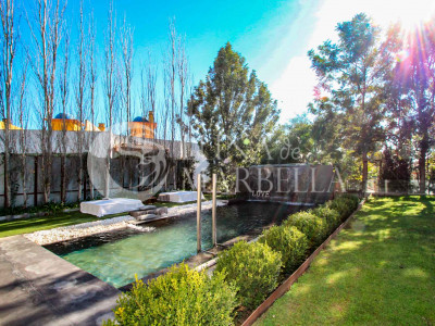 Villa en venta en Estepona