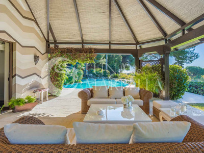 Villa en venta en Marbella Este