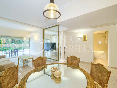 Apartment for sale in Jardines del Mar, Marbella Golden Mile