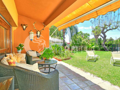 Villa for sale in Marbella Golden Mile