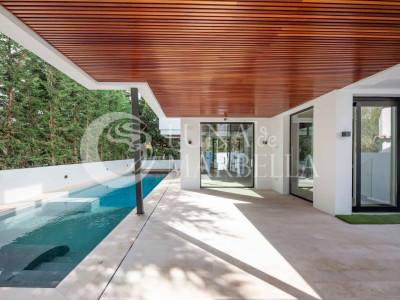 Villa en venta en Marbella Golden Mile