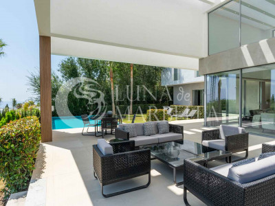 Villa en venta en Benahavis