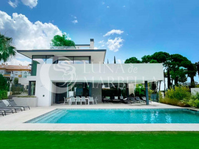 Villa for sale in Golden Mile, Marbella Golden Mile