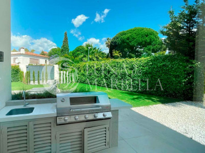 Villa en venta en Marbella Golden Mile