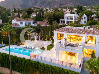 Villa for sale in Marbella Golden Mile