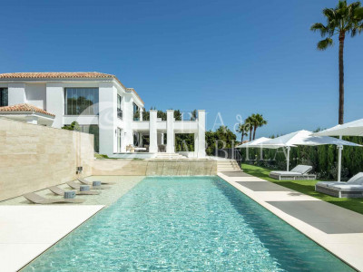 Villa en venta en Marbella Golden Mile