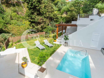 Villa for sale in Huerta Belón, Marbella