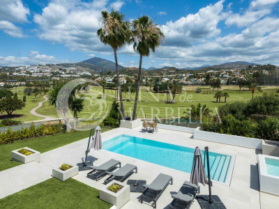 Villa en venta en Nueva Andalucia