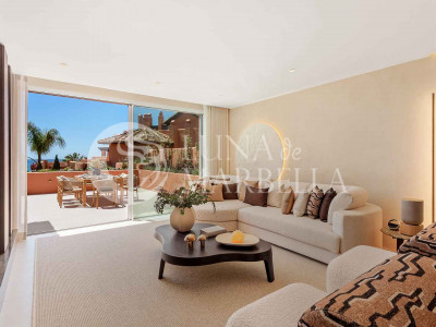 Penthouse for sale in Marbella East