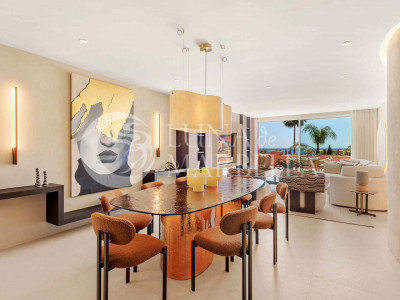 Penthouse for sale in Marbella East