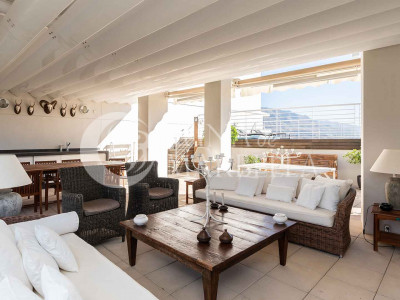 Penthouse for sale in Nueva Andalucia