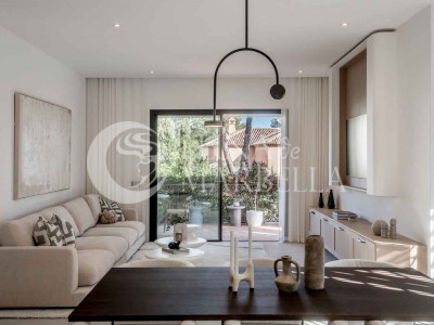 Ground Floor Apartment for sale in Altos Reales, Marbella Golden Mile