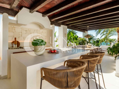 Penthouse for sale in Estepona