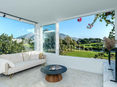 Apartment for sale in Azahara I, Nueva Andalucia