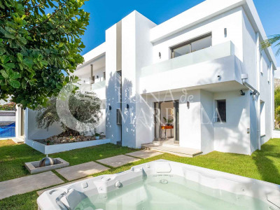 Villa for sale in Marbella