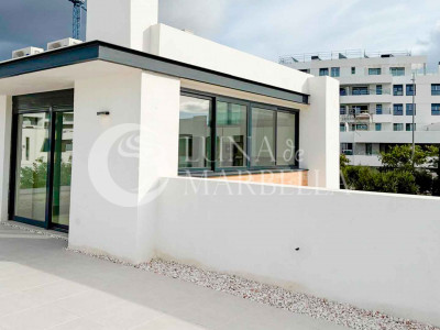 Apartment for sale in Estepona