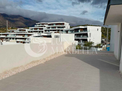 Apartment for sale in Estepona