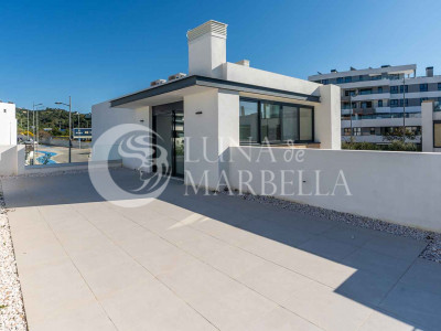 Apartment for sale in Estepona