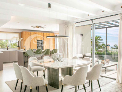 Villa for sale in Marbella Golden Mile