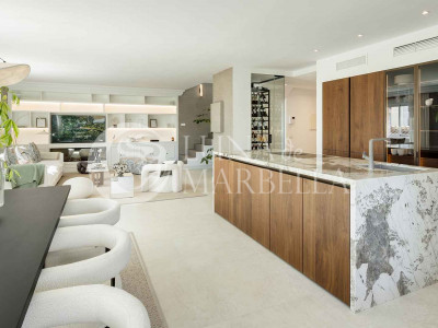 Penthouse for sale in Marbella Golden Mile