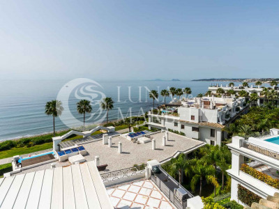 Ático en venta en Estepona