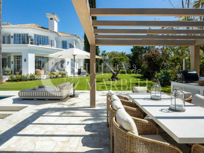 Villa en venta en Nueva Andalucia