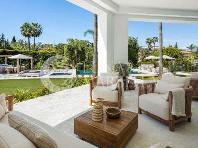 Villa en venta en Nueva Andalucia