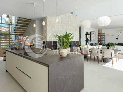 Villa en venta en Benahavis