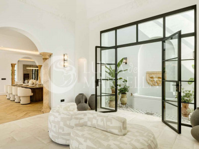 Villa en venta en Benahavis