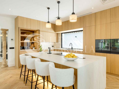 Villa en venta en Benahavis