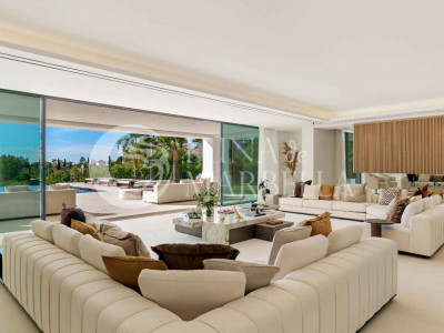 Villa en venta en Benahavis
