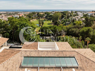Villa en venta en Benahavis