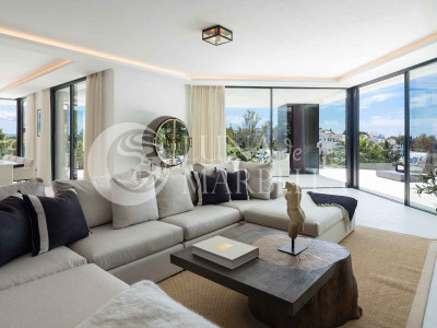 Villa for sale in Benahavis