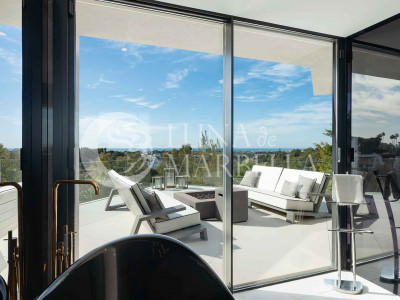 Villa for sale in Benahavis