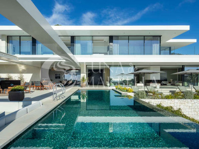 Villa en venta en Benahavis