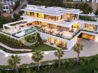 Villa en venta en Benahavis