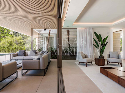 Villa en venta en Benahavis