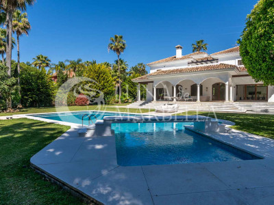 Villa en venta en San Pedro de Alcantara