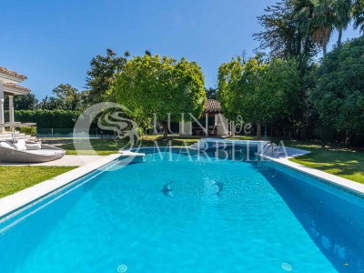 Villa en venta en San Pedro de Alcantara