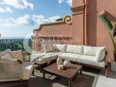 Apartamento en venta en Benahavis